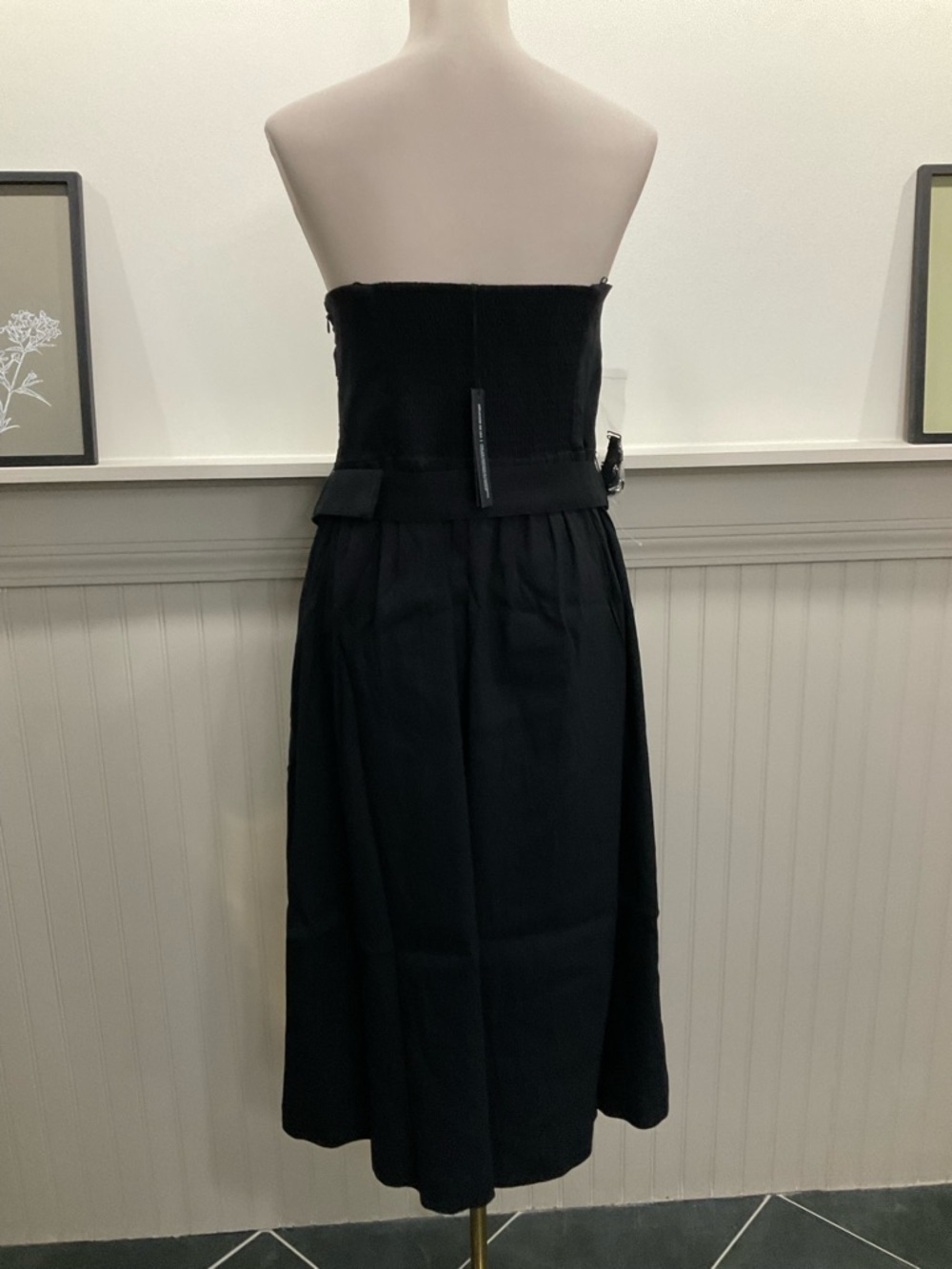 Tahari Black Strapless Midi Dress Size 14 Linen Blend Ruched Back Pockets Belted - Picture 2 of 2